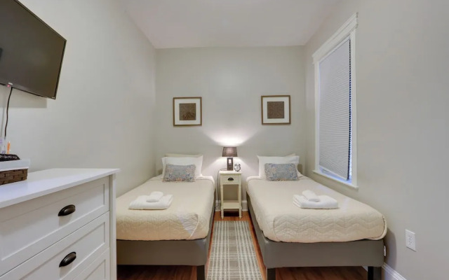 Jersey City Apartment Near Liberty State Park