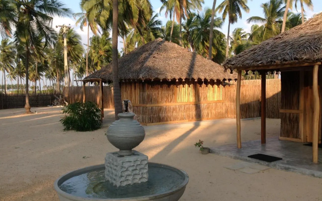 Funky Far Nest Tropical Resort