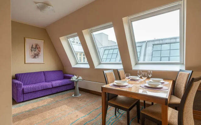 Crown Palace Apartments by Adrez