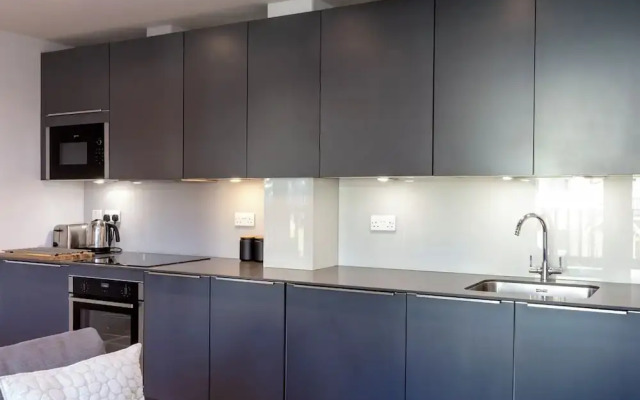 Hampden Apartments - The Anne