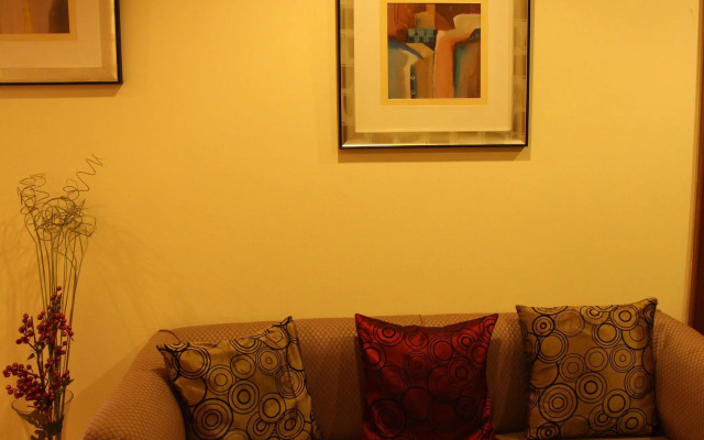 Twin Pines Suites