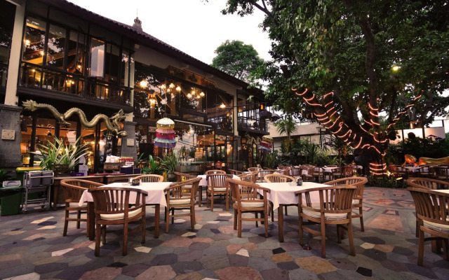 Hotel Kumala Pantai