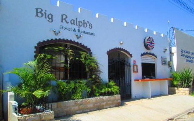 Big Ralph's Hostel & Restaurant