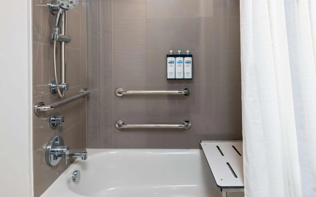 Hyatt House Orlando Airport