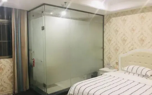 百色小橘子酒店