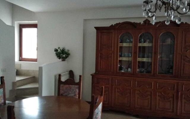 Lovely 3-bed House in Capena