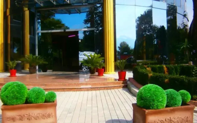 Cabana Hotel