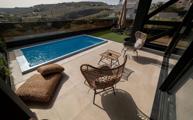 Inviting 4-bed Villa Lia in Vathianos Kampos