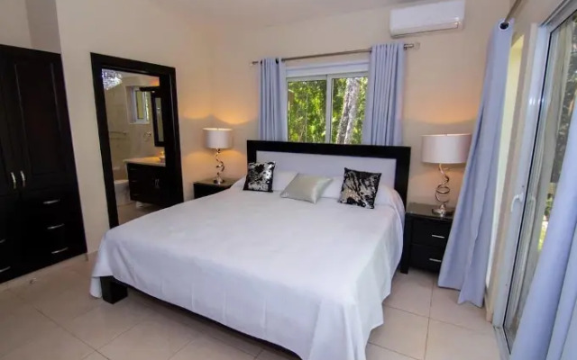 Private and Spacious 5 Bedroom Villa