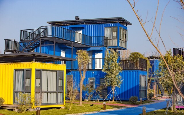 Wild Luxury Holiday Camp