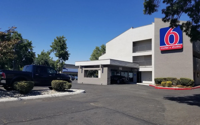 Motel 6 Sacramento, CA - Natomas & SMF Airport