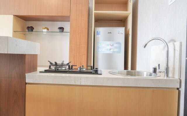 Nice And Comfort 1Br At The Wave Kuningan Apartment