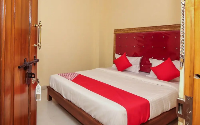 OYO 7343 Al Shareef Palace