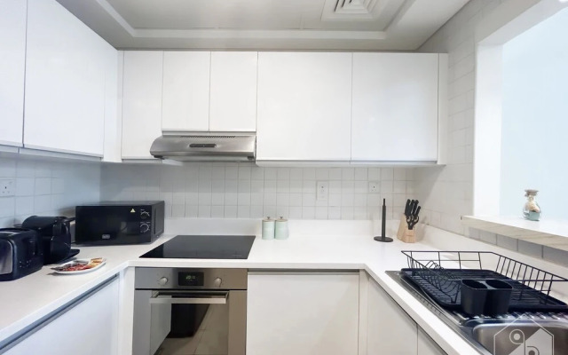 Luxurious 1B Seaview Apartment in JBR