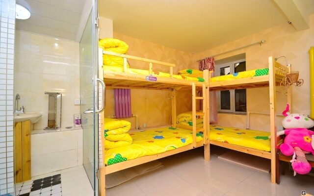 Harbin West Street International Hostel