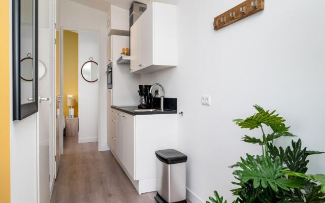 Modern Chalet With Dishwasher, in Friesland