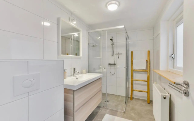 Spacious Family Holiday Home (7p), Free indoor parking