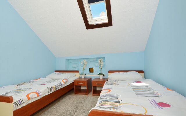 Apartment Irvin - sweet apartment : A1 Trogir, Riviera Trogir