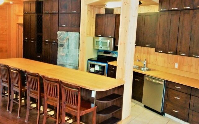 Luxury All Suites B&B