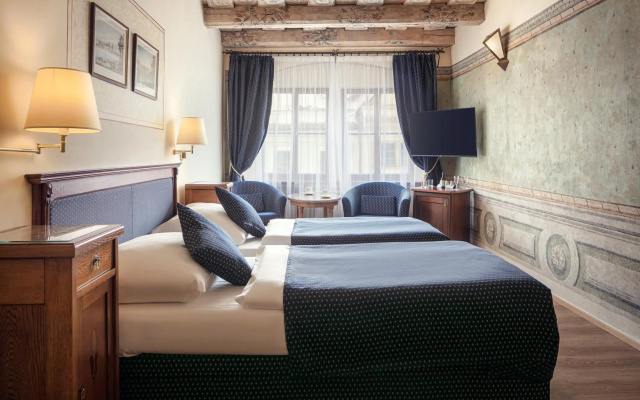 Eurostars Executive Hotel