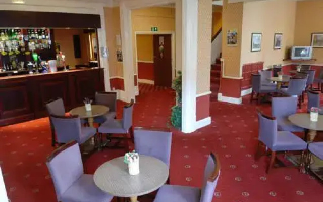 Devon Towers Hotel