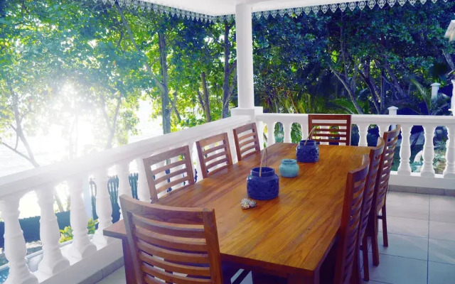Sundown Beach Villa