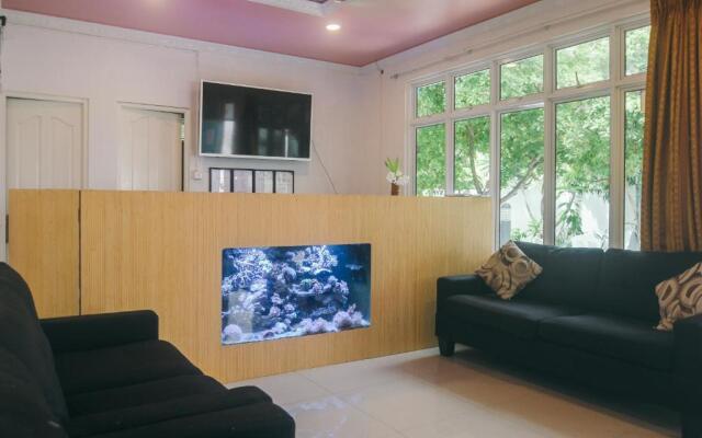 Azoush Tourist Guesthouse