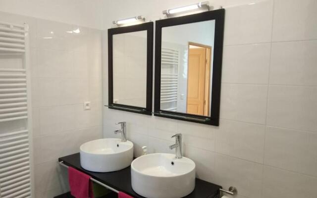 Studio indépendant 40m² avec jardin privé
