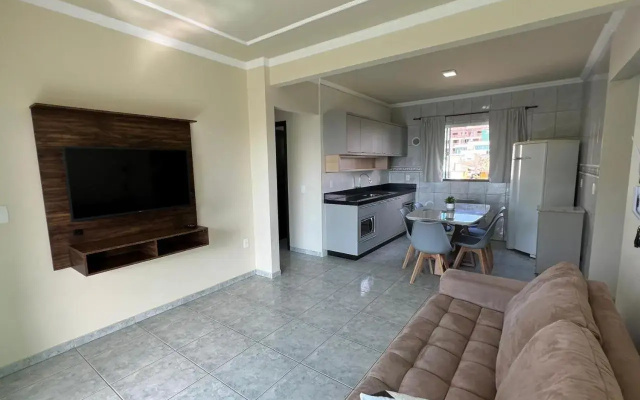 Aprecie Mariscal Nesta Hospedagem a 150 M do Mar - V4
