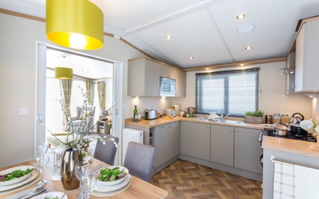 Imacculate Abingdon 14 3 bed Lodge