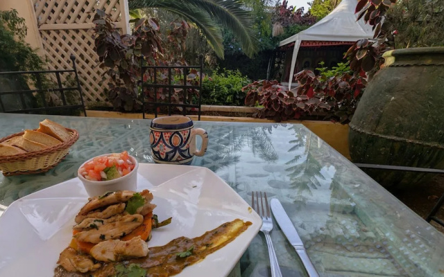 Les Cypres Hotel Restaurant