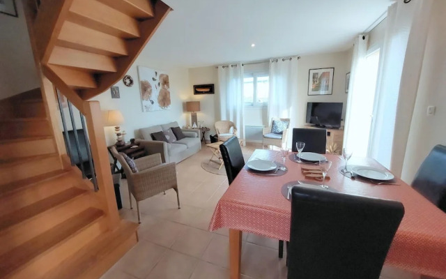 Plouneour-brignogan-plages Apartment Near the sea