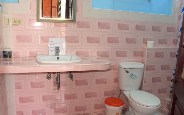 Colonial Hostel House in Havana's heart