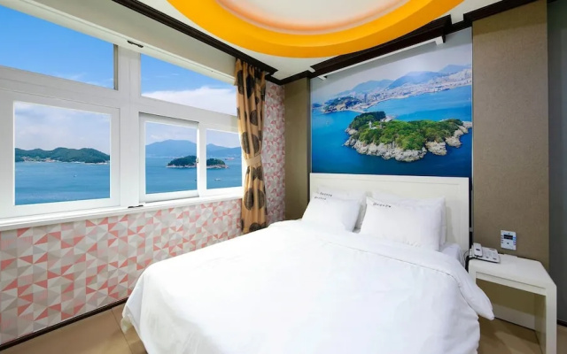 Yeosu The King Pension