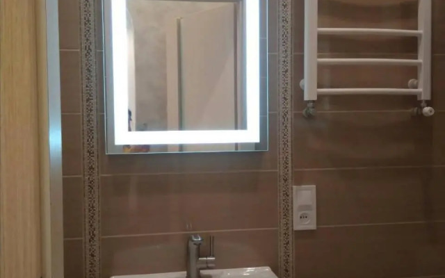 Apartments on Arkhypenka Street