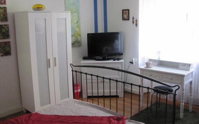 Kiki's B&B