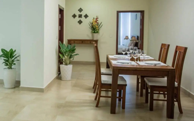 La Residence Suites