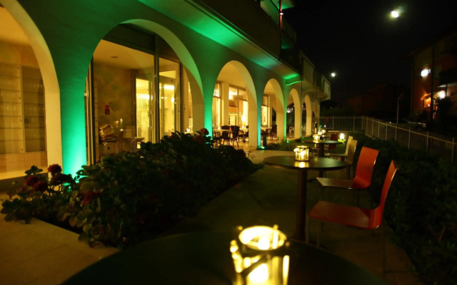 Hotel Rivus
