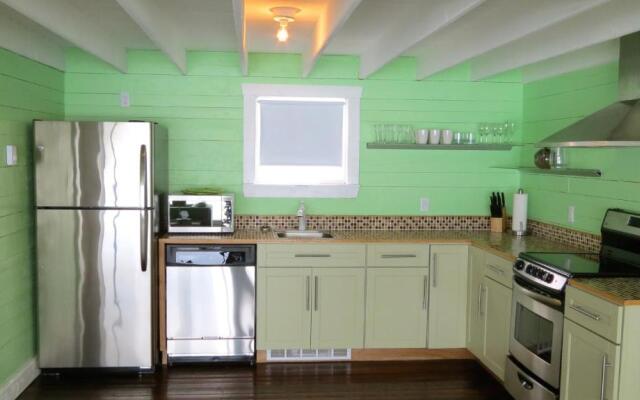 The Old Salt Box Co. - Grandma Lilly's