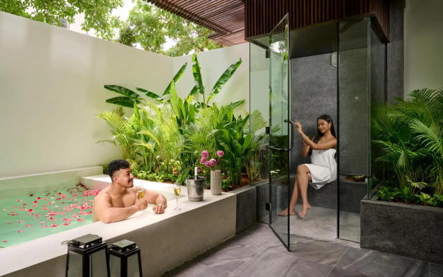 Baitong Hotel & Resort
