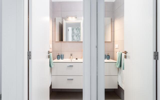 Home2Book Bright Apartment El Médano Beach