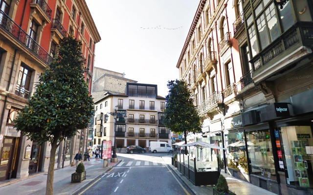 Zalle Oviedo Suites