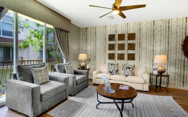 Spacious Townhome W/patio & Garage! Sleeps10