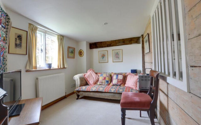 Old Cobblers Cottage At Kings Head House