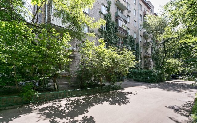 MaxRealty24 Черняховского, 3