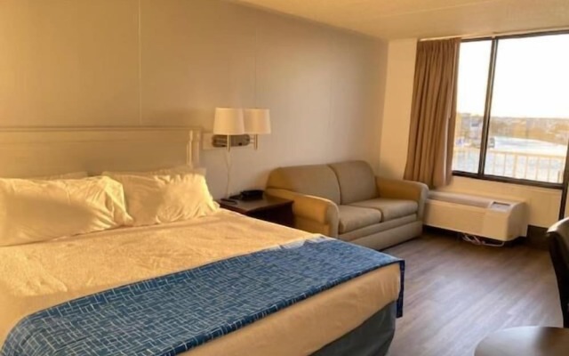 Fenwick Islander Motel
