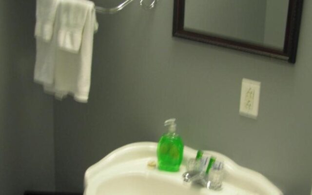 Starboard Side Guest House
