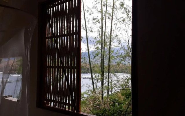 Bahay Isla Sanctuario