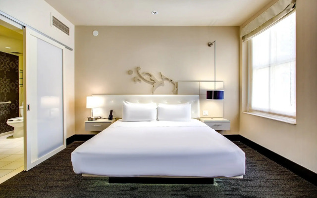 THE MIDLAND HOTEL, Chicago, a Tribute Portfolio Hotel