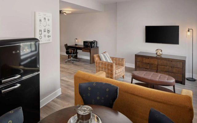 Watt Hotel Rahway, Tapestry Collection by Hilton